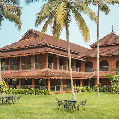 Lakesong Resort Kumarakom Exteriör bild