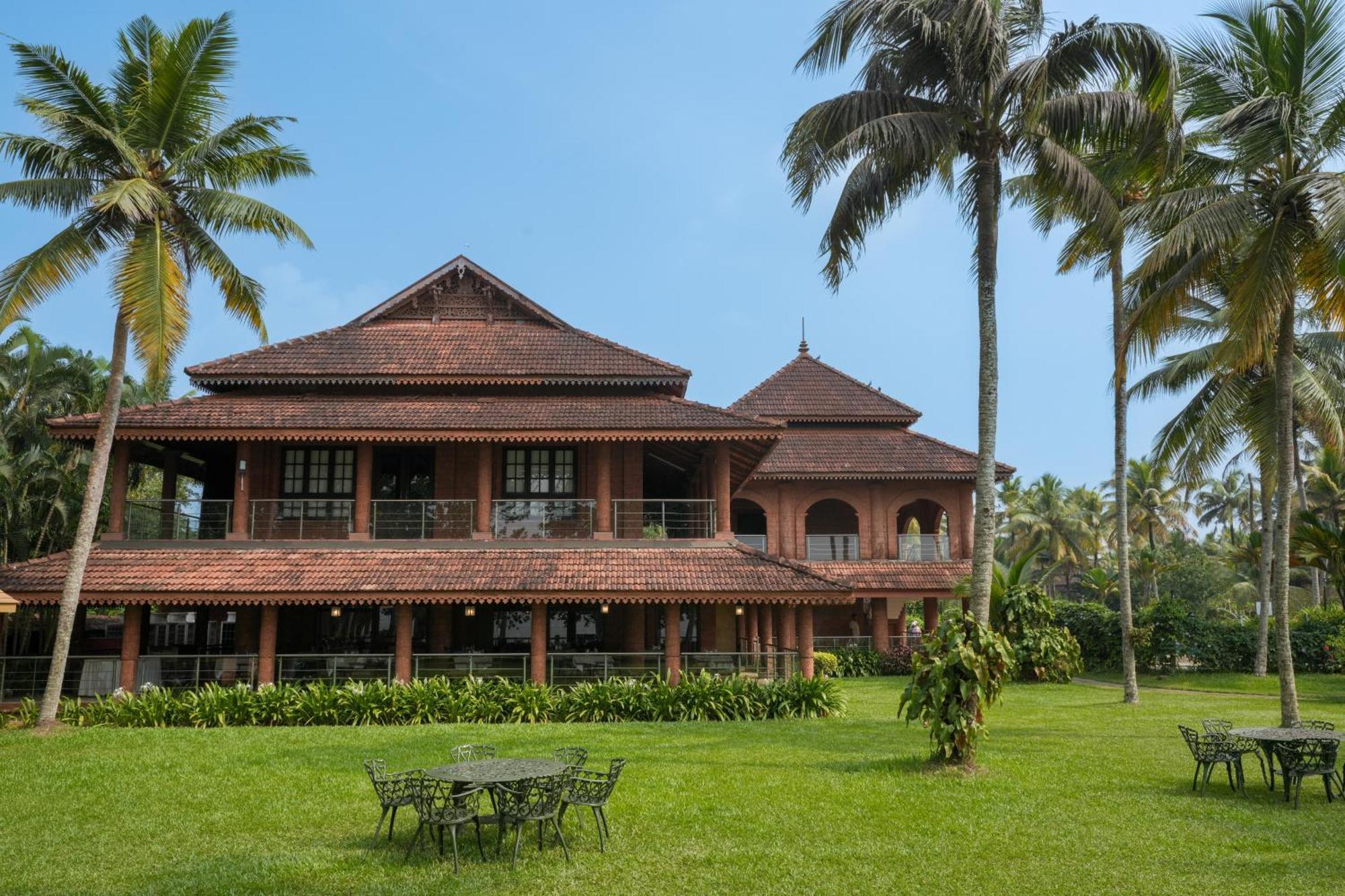 Lakesong Resort Kumarakom Exteriör bild