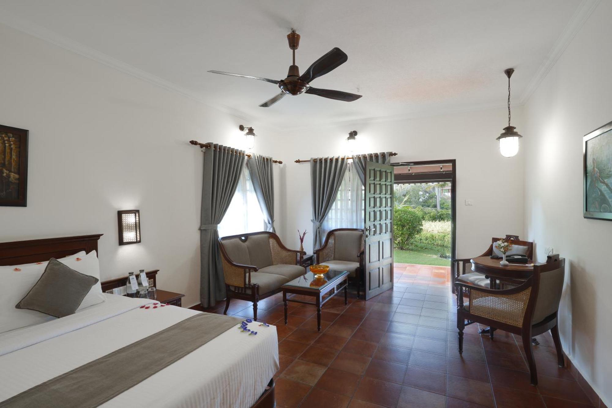 Lakesong Resort Kumarakom Exteriör bild